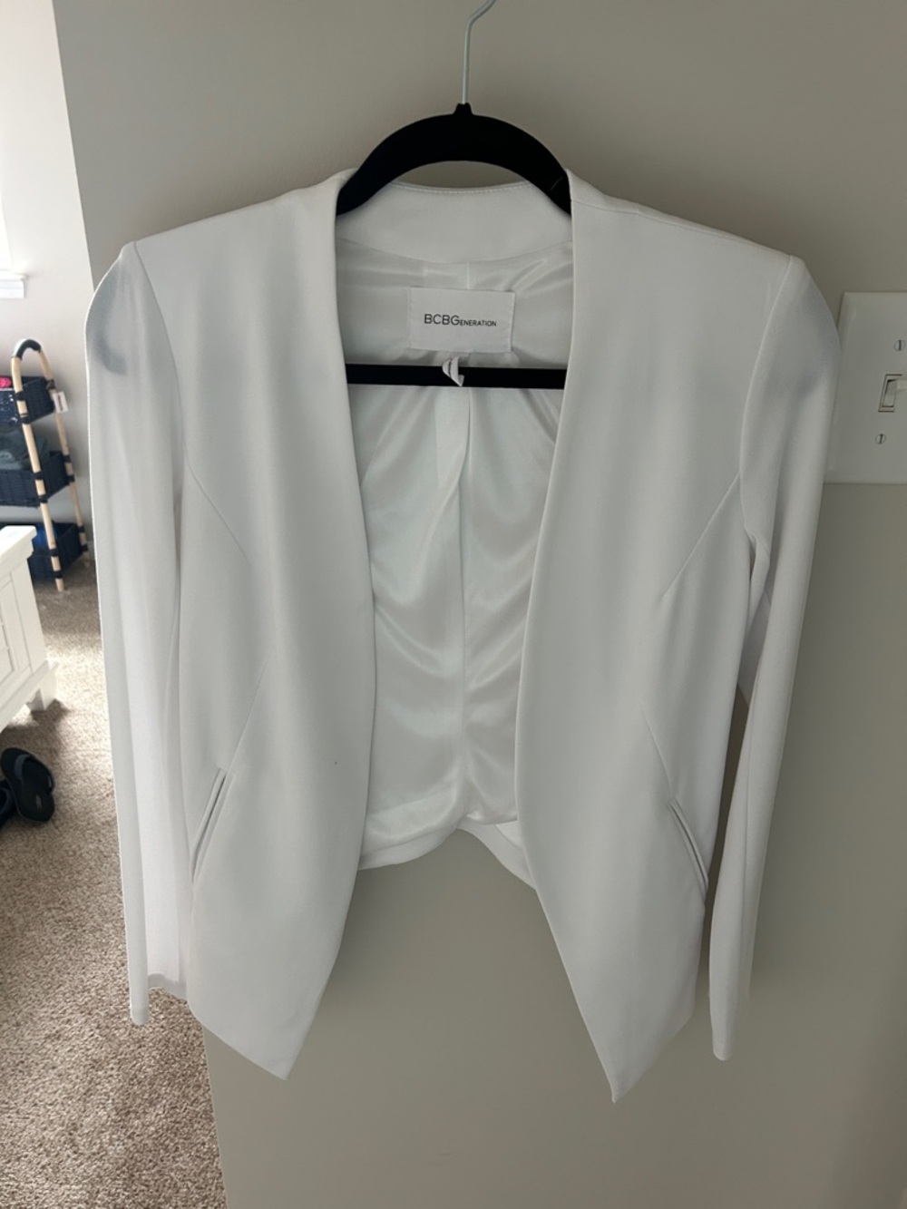 BCBGeneration White Open-Front Tailored Blazer